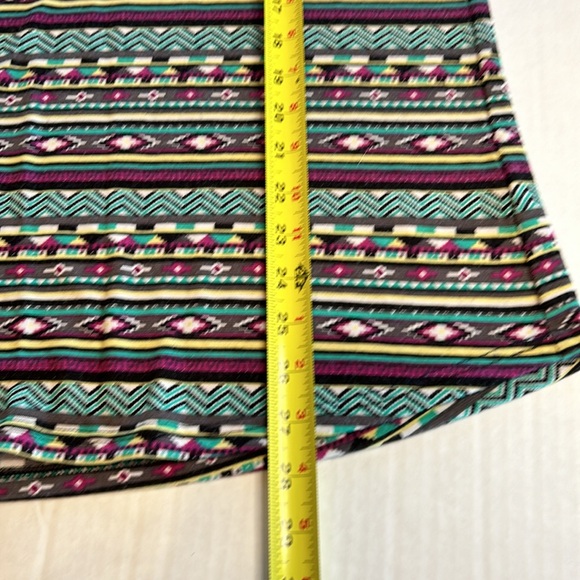 3/$25 Roper Multi Aztec Print Scoop Neck Western Cowgirl L/S T Shirt. Size L - Picture 9 of 10